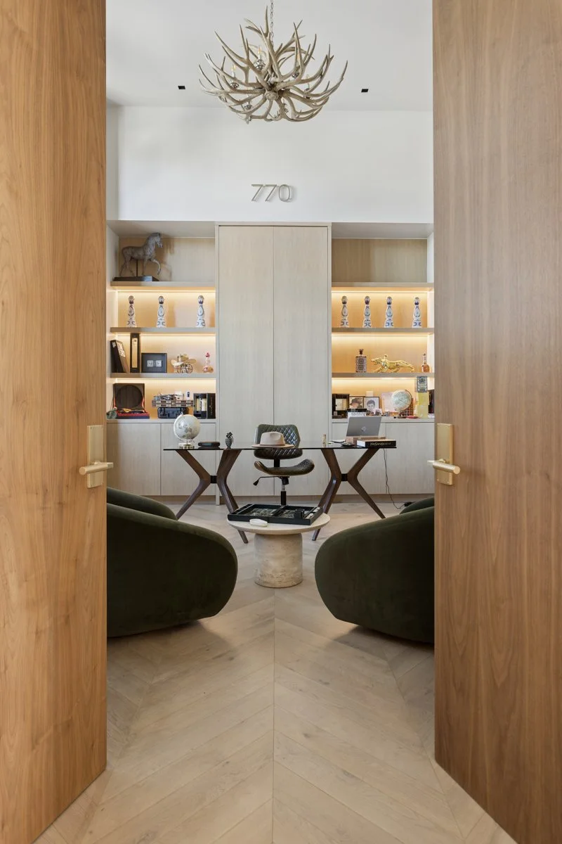 Green Court-Woodland HillsCA-natural-light-photography-studio-lifestyle-photoshoot-location--16.jpg