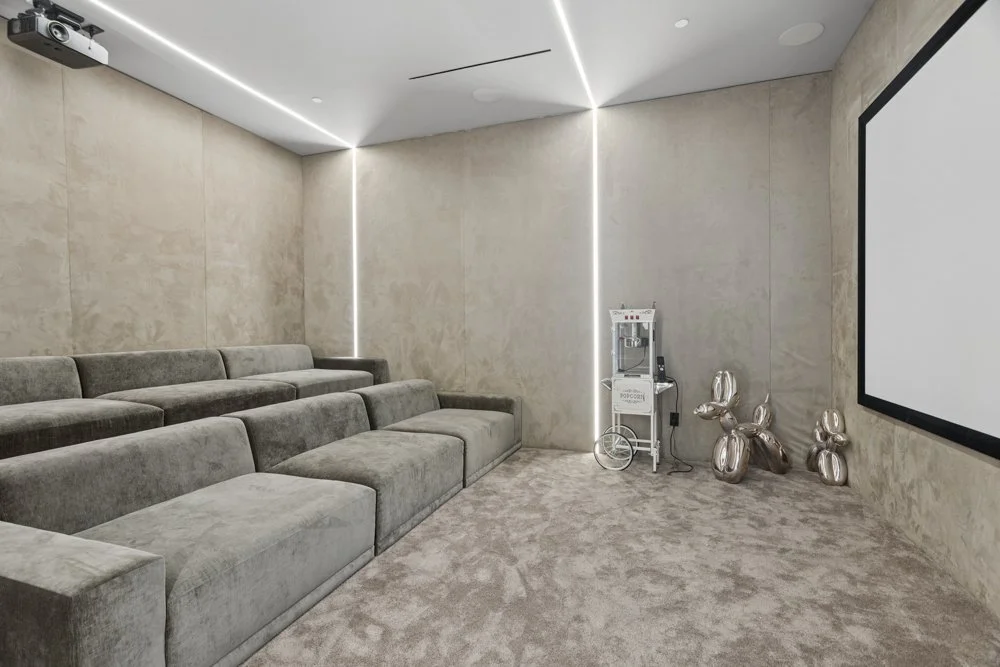 Green Court-Woodland HillsCA-natural-light-photography-studio-lifestyle-photoshoot-location--19.jpg