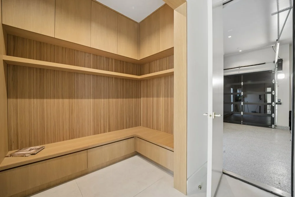 Green Court-Woodland HillsCA-natural-light-photography-studio-lifestyle-photoshoot-location--22.jpg