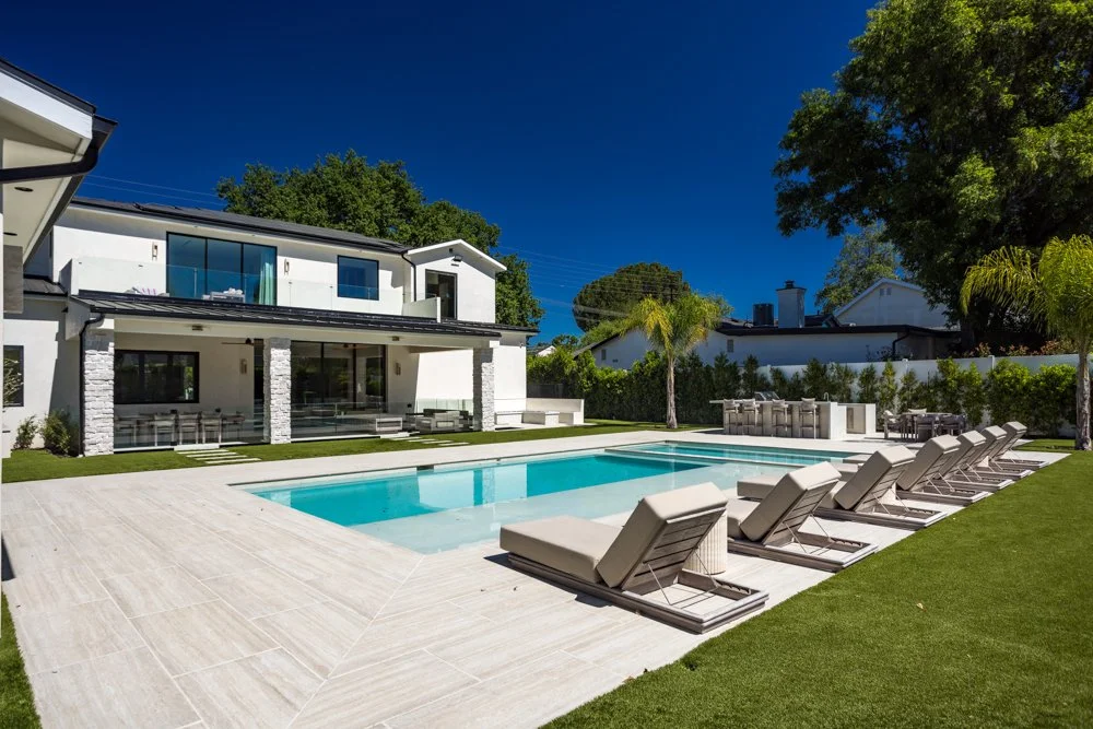 Green Court-Woodland HillsCA-natural-light-photography-studio-lifestyle-photoshoot-location--40.jpg