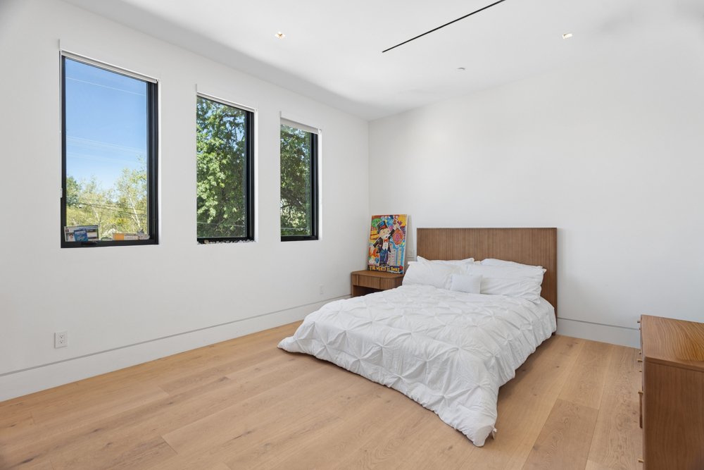 Green Court-Woodland HillsCA-natural-light-photography-studio-lifestyle-photoshoot-location--42.jpg