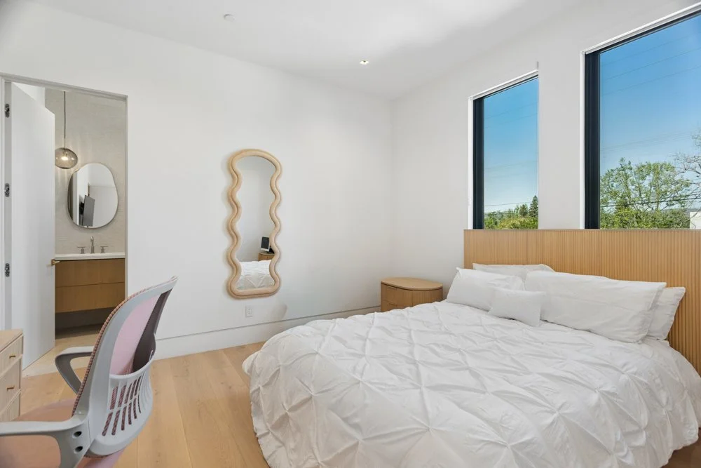 Green Court-Woodland HillsCA-natural-light-photography-studio-lifestyle-photoshoot-location--47.jpg