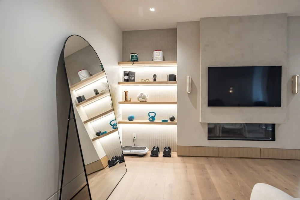 Green Court-Woodland HillsCA-natural-light-photography-studio-lifestyle-photoshoot-location--51.jpg