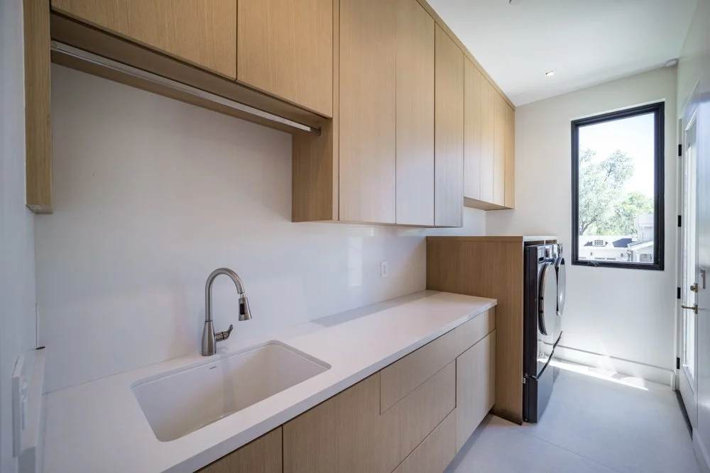 Green Court-Woodland HillsCA-natural-light-photography-studio-lifestyle-photoshoot-location--54.jpg