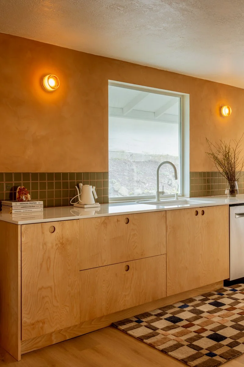 Retro Living-VancouverWA-natural-light-photography-studio-lifestyle-photoshoot-location--8.jpg