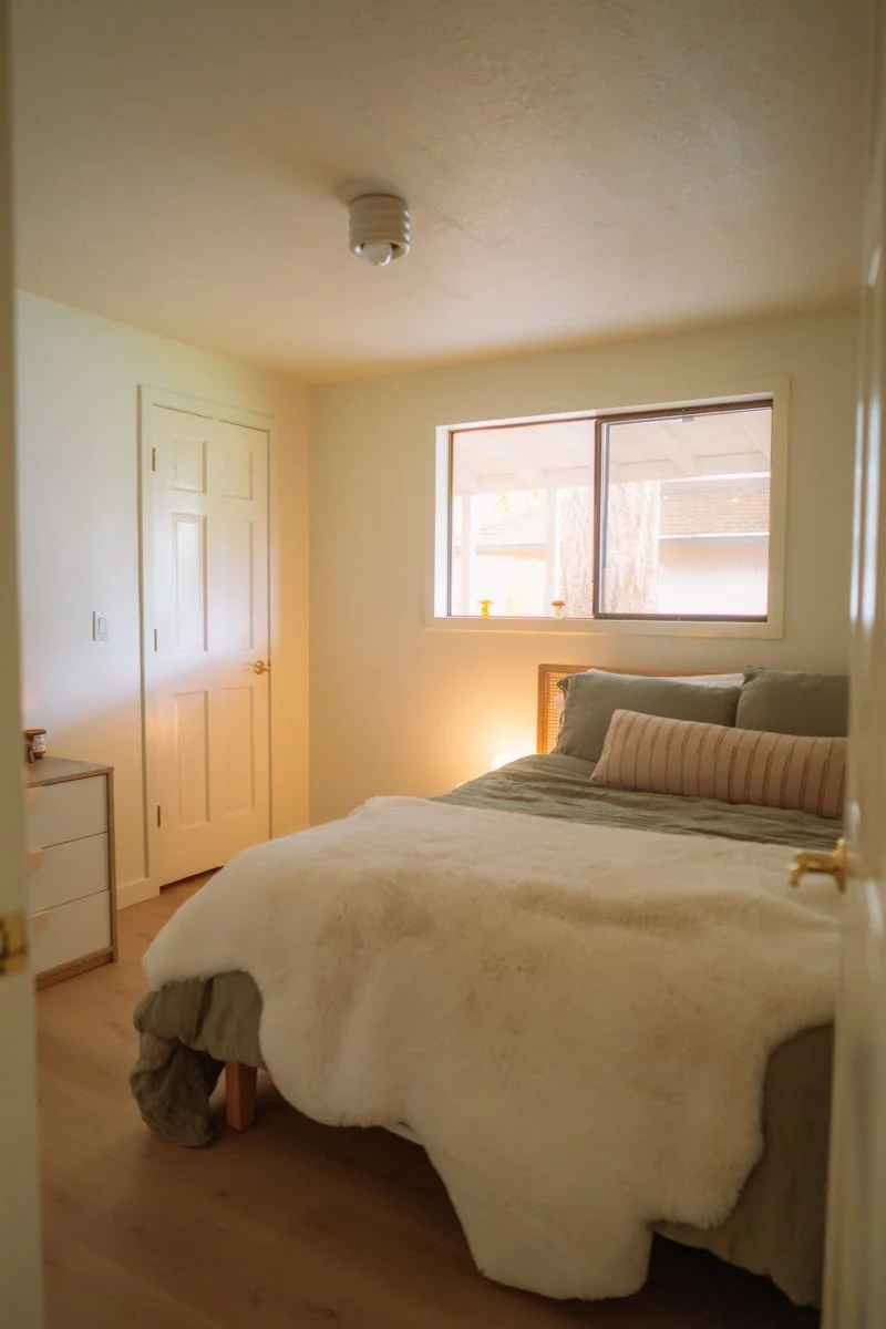 Retro Living-VancouverWA-natural-light-photography-studio-lifestyle-photoshoot-location--11.jpg