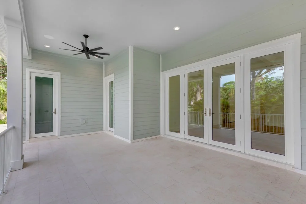 Modern Allure-TampaFL-natural-light-photography-studio-lifestyle-photoshoot-location--10.jpg