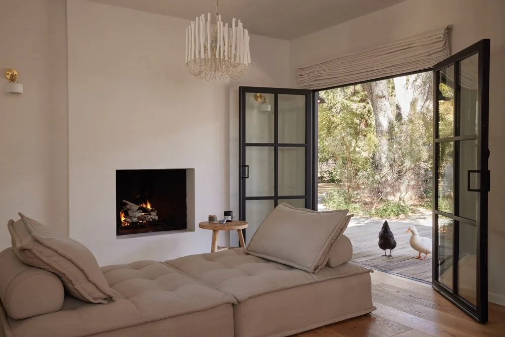 Mountain Nest-CalabasasCA-natural-light-photography-studio-lifestyle-photoshoot-location--9.jpg