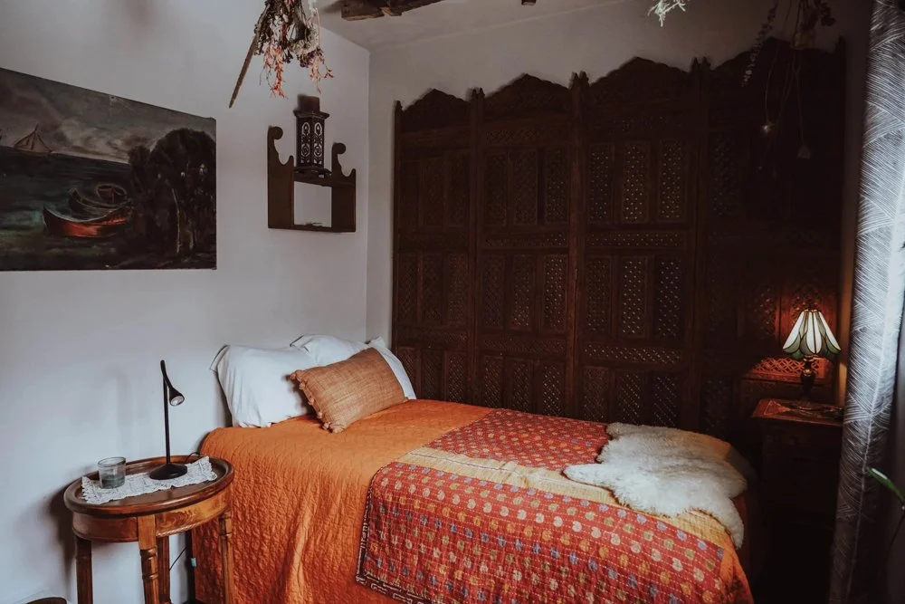 Secret Muse-MilwaukeeWI-natural-light-photography-studio-lifestyle-photoshoot-location--21.jpg