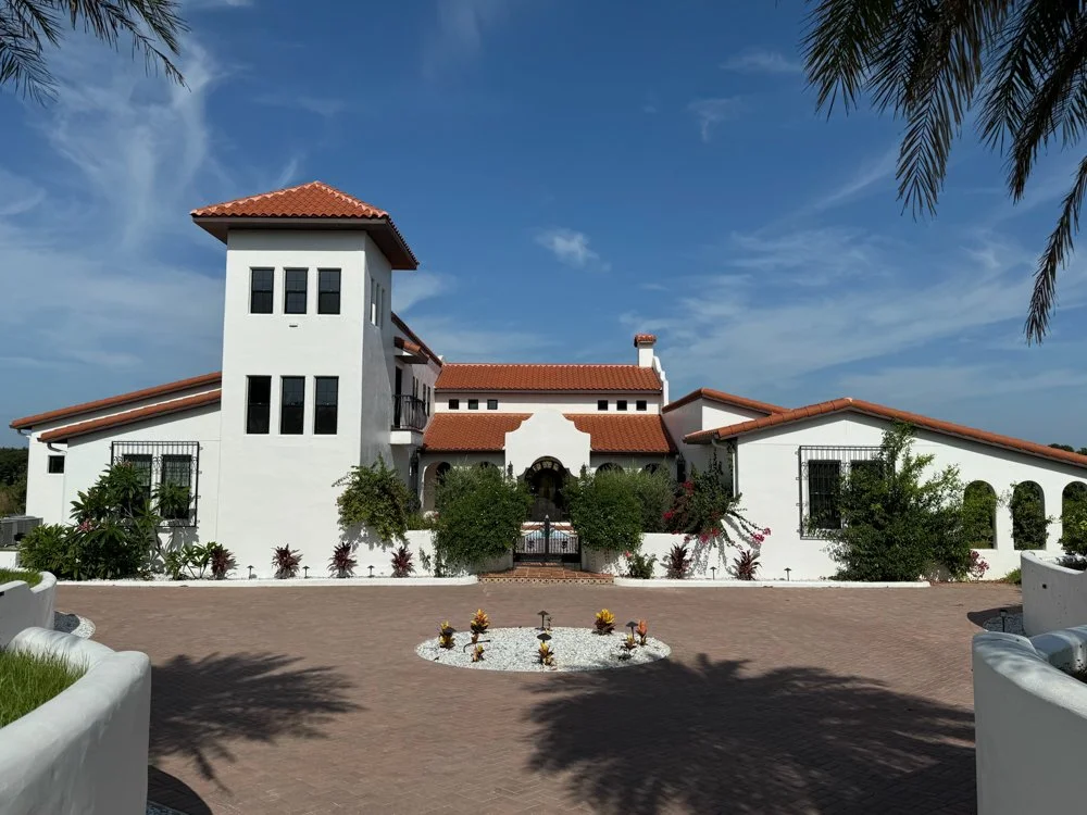 The Mansion-ClermontFL-natural-light-photography-studio-lifestyle-photoshoot-location--13.jpg