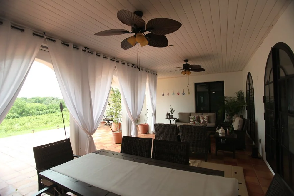 The Mansion-ClermontFL-natural-light-photography-studio-lifestyle-photoshoot-location--14.jpg