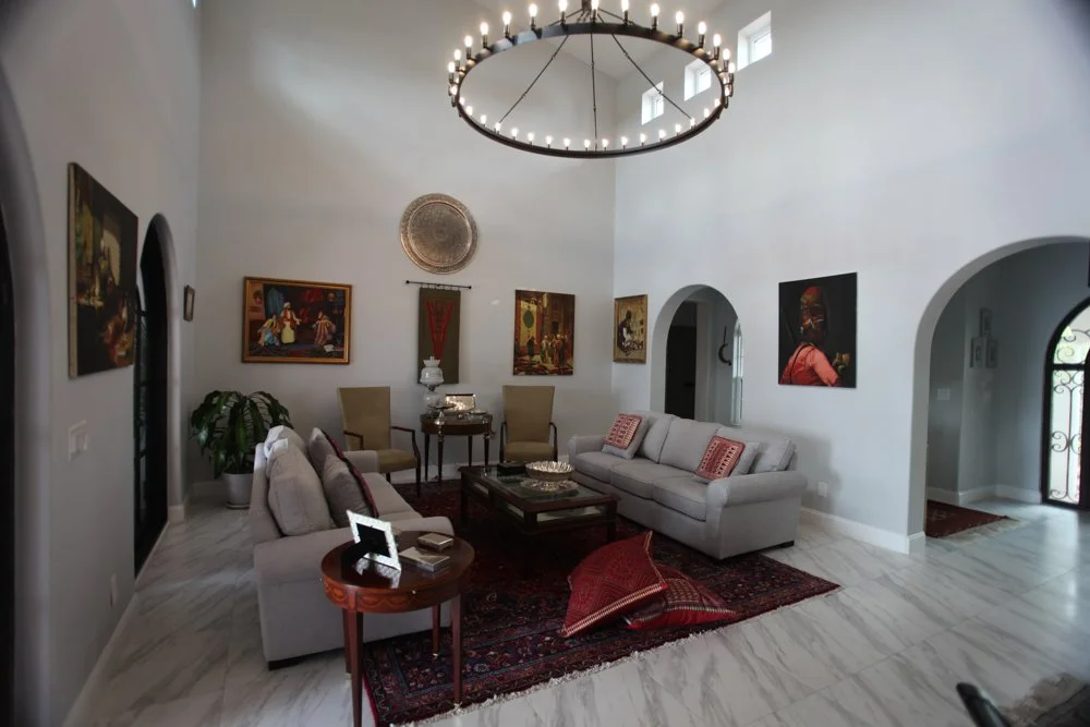 The Mansion-ClermontFL-natural-light-photography-studio-lifestyle-photoshoot-location--32.jpg