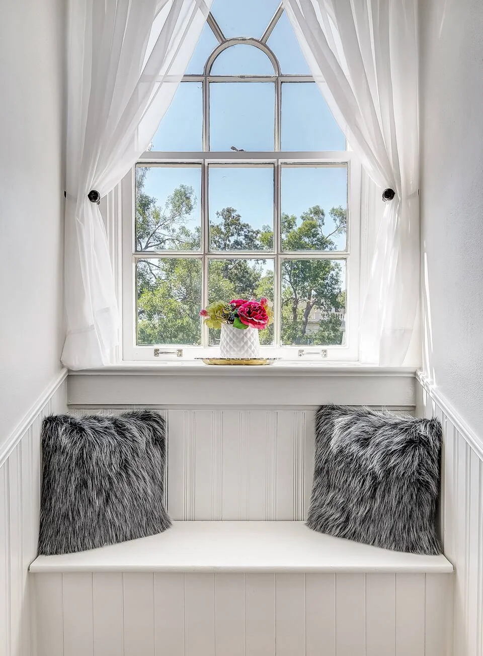 French Royale-DenverCO-natural-light-photography-studio-lifestyle-photoshoot-location--20.jpg