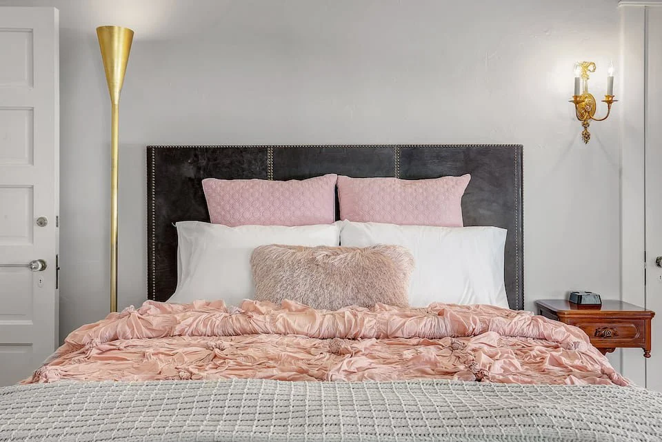 French Royale-DenverCO-natural-light-photography-studio-lifestyle-photoshoot-location--21.jpg