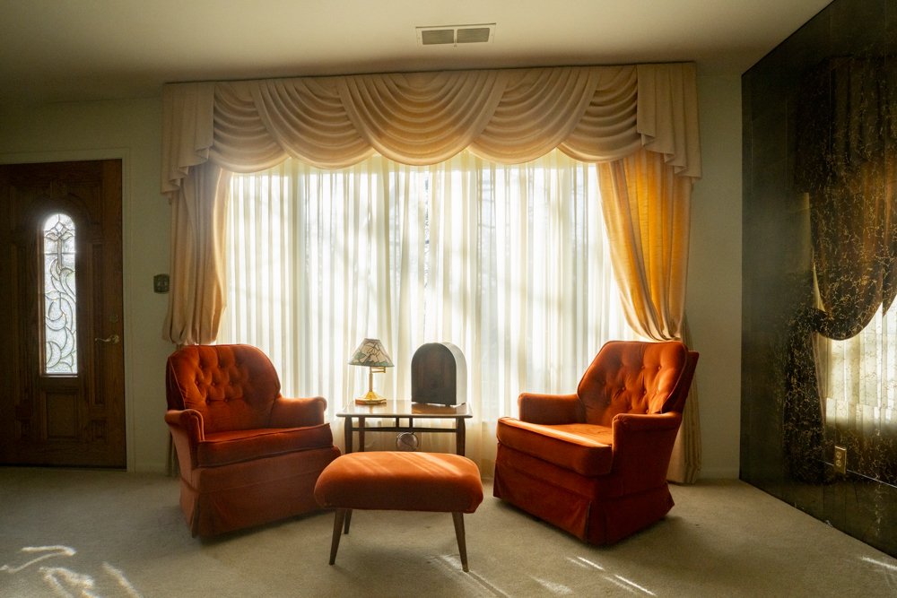 Vintage Lounge-LouisvilleKY-natural-light-photography-studio-lifestyle-photoshoot-location--10.jpg