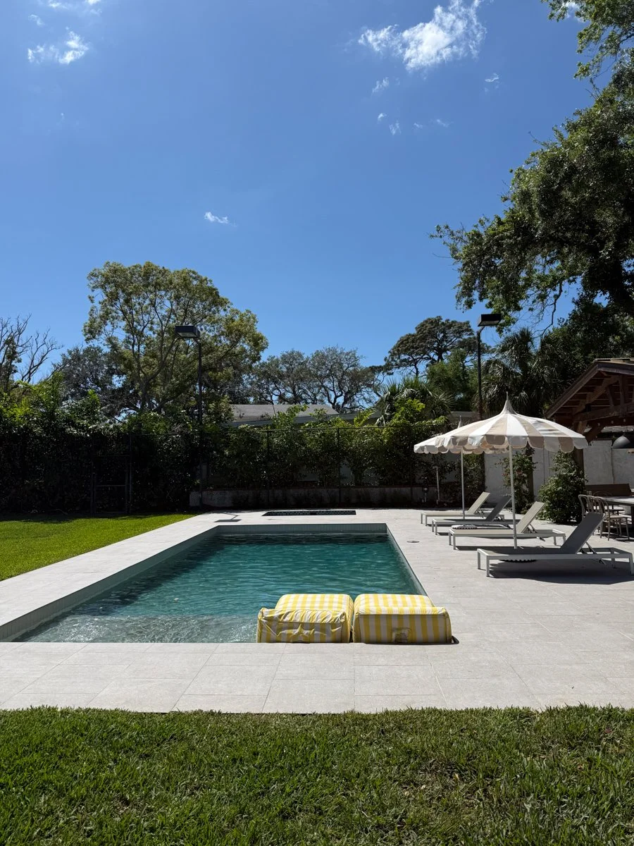 Poolside Manor-TarponSpringsFL-natural-light-photography-studio-lifestyle-photoshoot-location-1.jpg