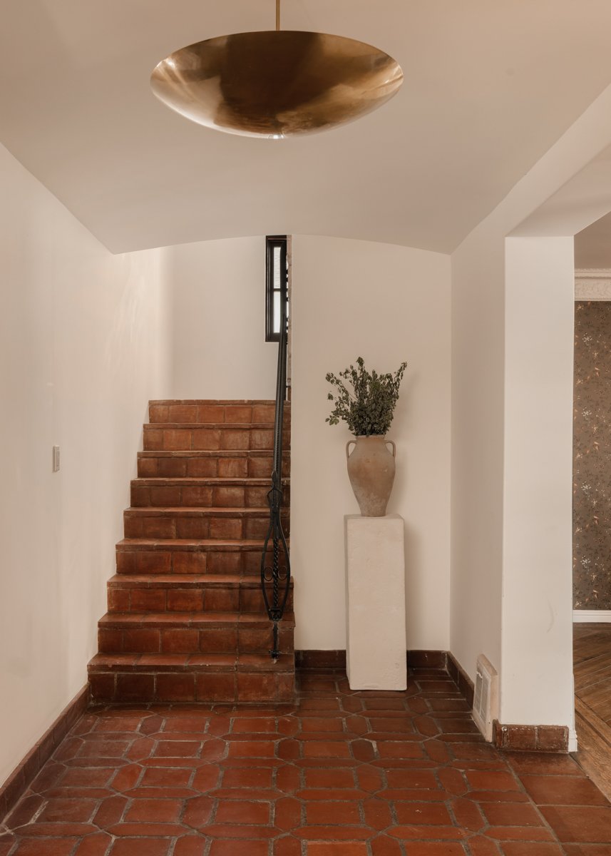 Courtyard Estate-Los AngelesCA-natural-light-photography-studio-lifestyle-photoshoot-location-1.jpg