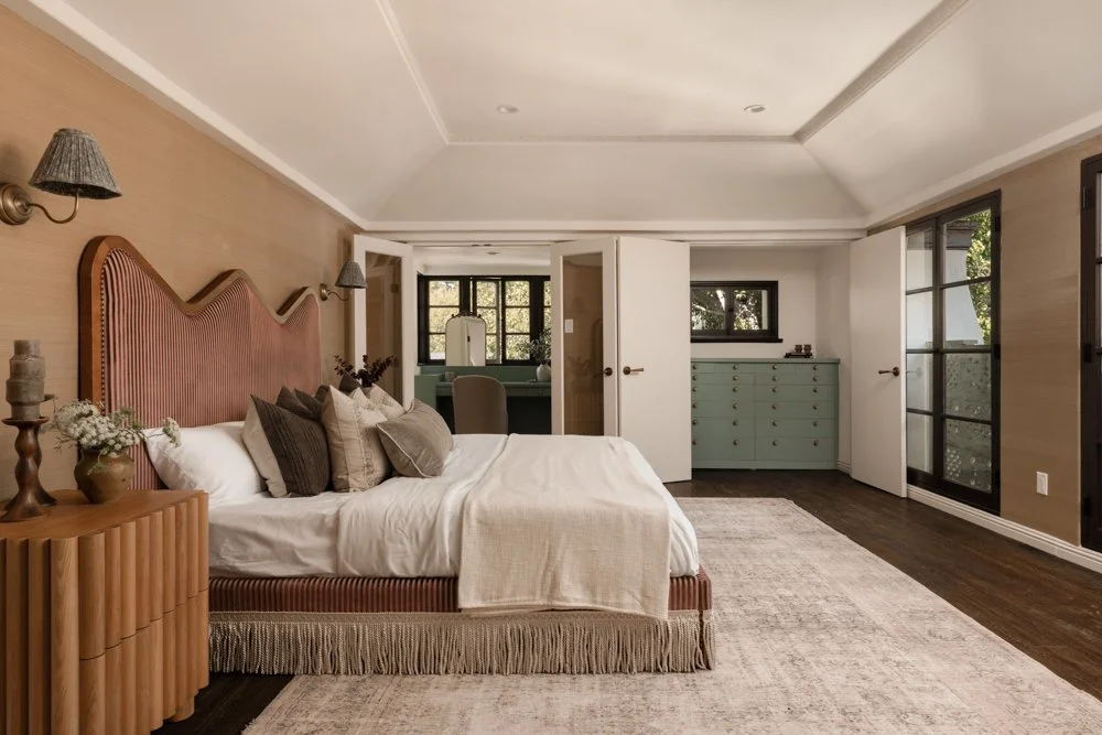 Courtyard Estate-Los AngelesCA-natural-light-photography-studio-lifestyle-photoshoot-location-27.jpg
