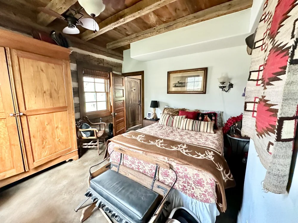 Sky Creek Farm-AustinTX-natural-light-photography-studio-lifestyle-photoshoot-location-6.jpg