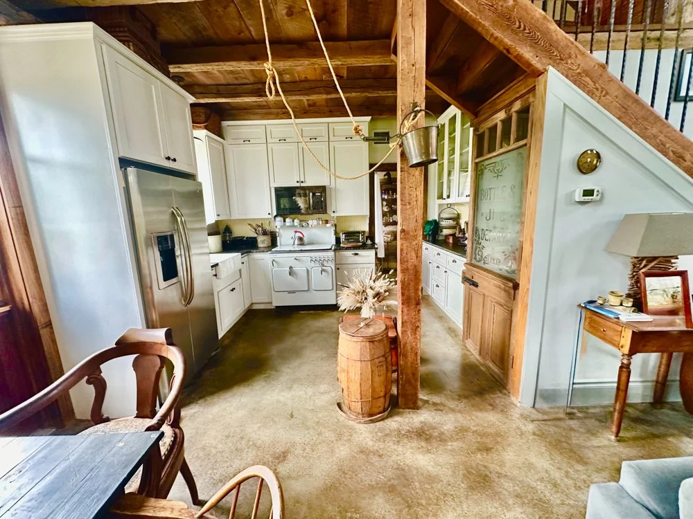 Sky Creek Farm-AustinTX-natural-light-photography-studio-lifestyle-photoshoot-location-5.jpg