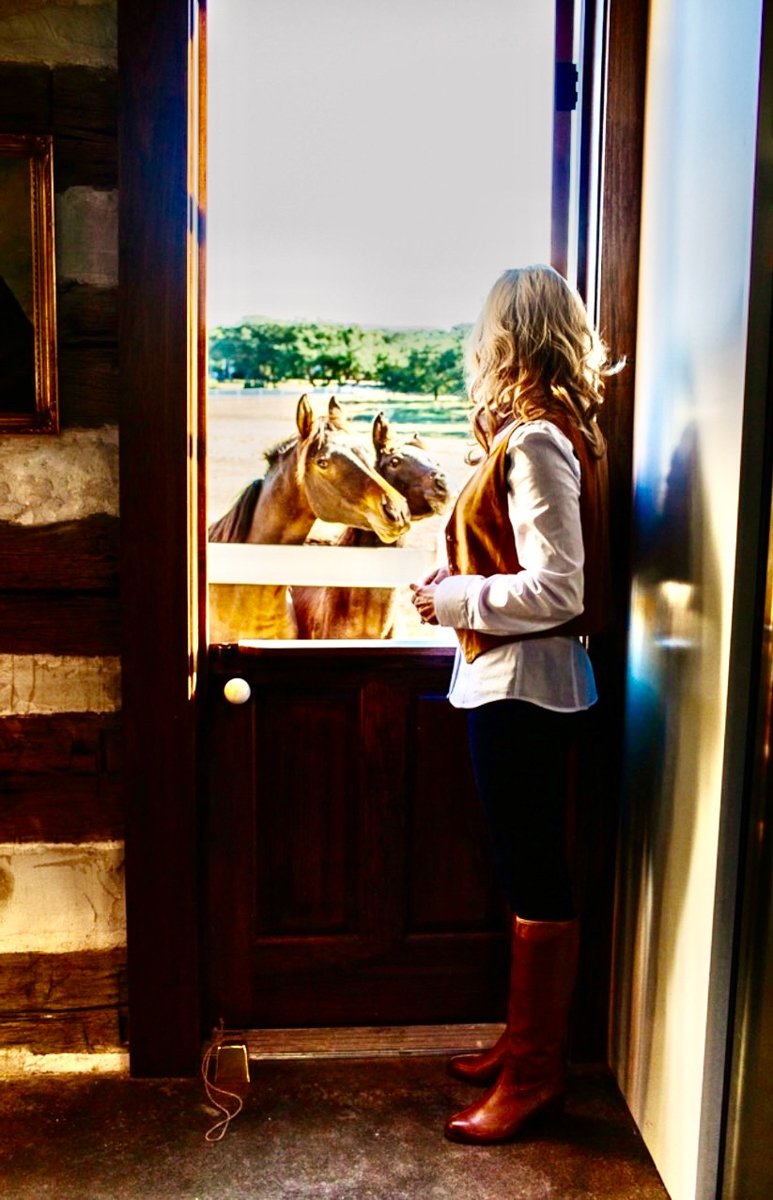 Sky Creek Farm-AustinTX-natural-light-photography-studio-lifestyle-photoshoot-location-23.jpg