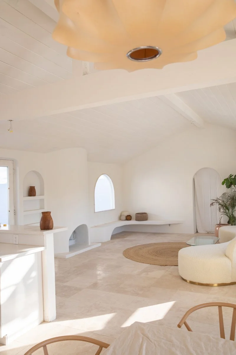 Caster House-TarzanaCA-light-photography-studio-lifestyle-photoshoot-location-4.jpg