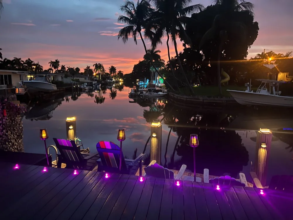 Tiki Paradise-Ft. LauderdaleFL-light-photography-studio-lifestyle-photoshoot-location-4.jpg