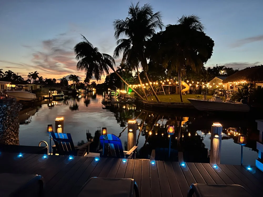 Tiki Paradise-Ft. LauderdaleFL-light-photography-studio-lifestyle-photoshoot-location-7.jpg