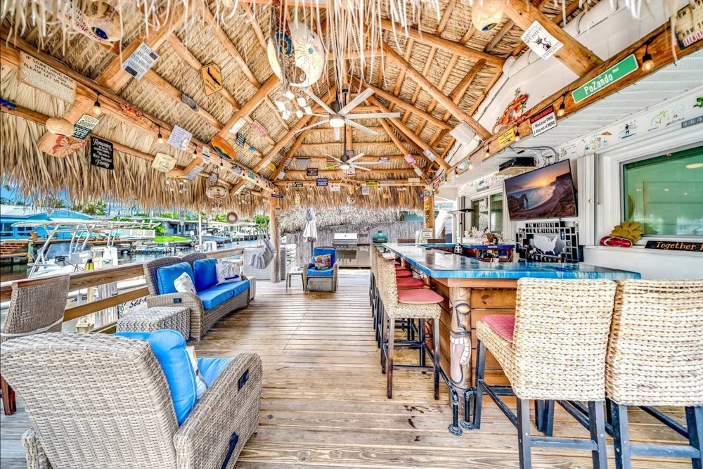 Tiki Paradise-Ft. LauderdaleFL-light-photography-studio-lifestyle-photoshoot-location-18.jpg