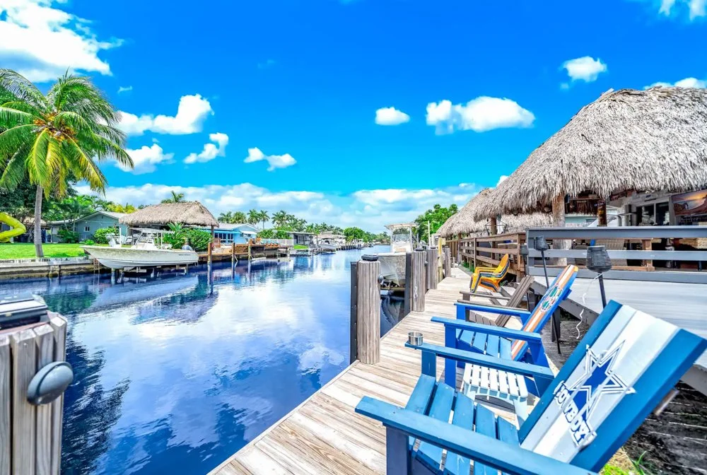 Tiki Paradise-Ft. LauderdaleFL-light-photography-studio-lifestyle-photoshoot-location-26.jpg