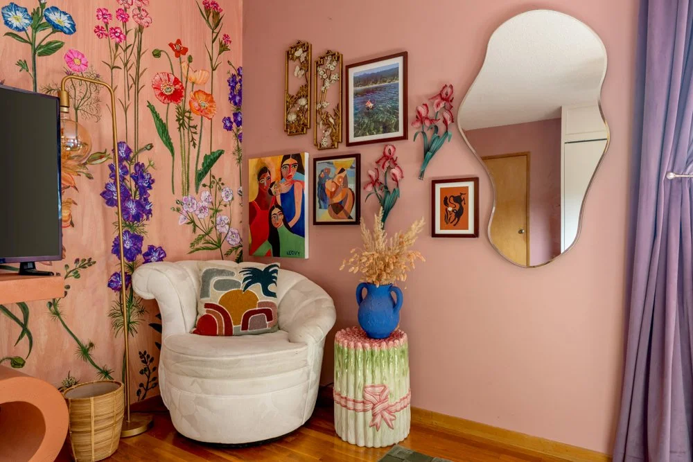 Jewel House: $150/hr