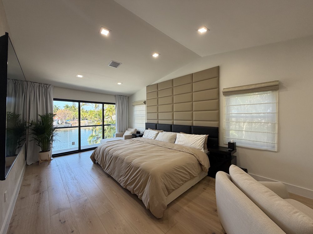 Grand Waterfront-Golden BeachFL-light-photography-studio-lifestyle-photoshoot-location-16.jpg