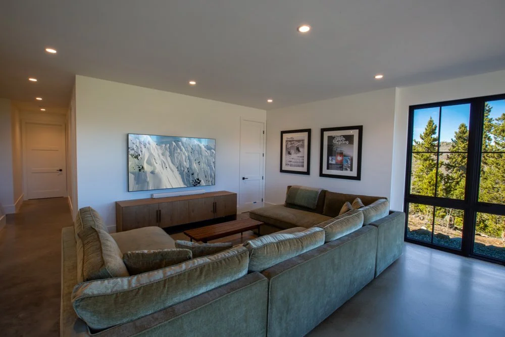 Alpine Modern-TabernashCO-light-photography-studio-lifestyle-photoshoot-location-23.jpg