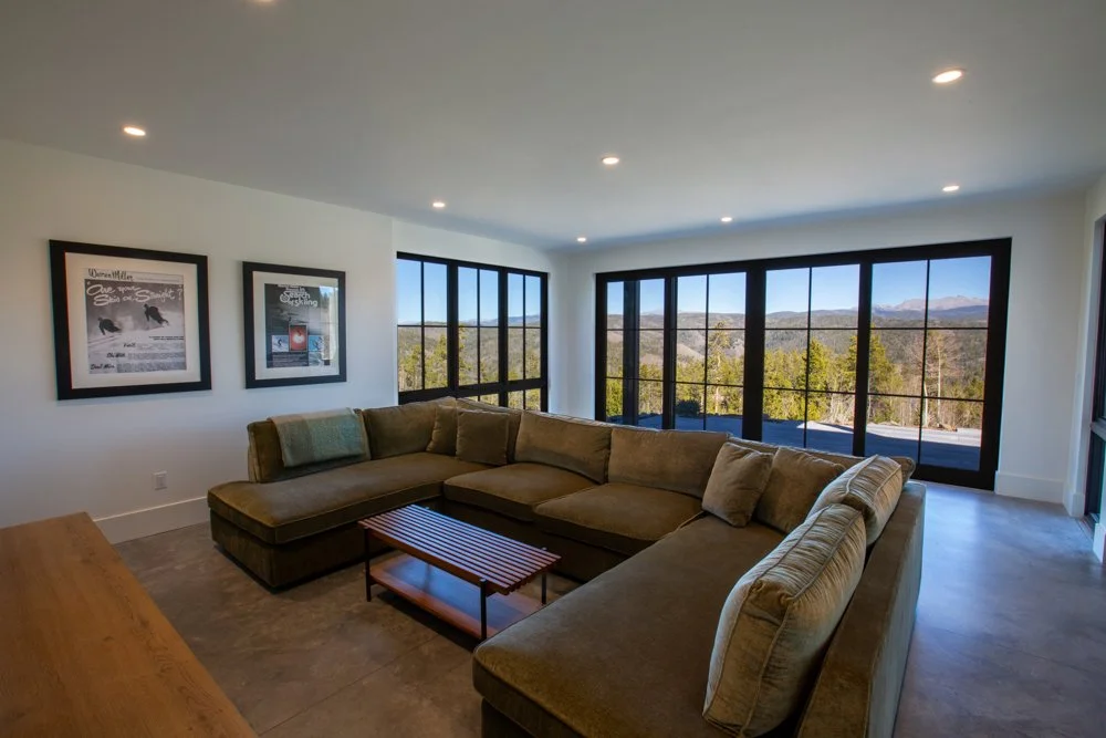 Alpine Modern-TabernashCO-light-photography-studio-lifestyle-photoshoot-location-24.jpg