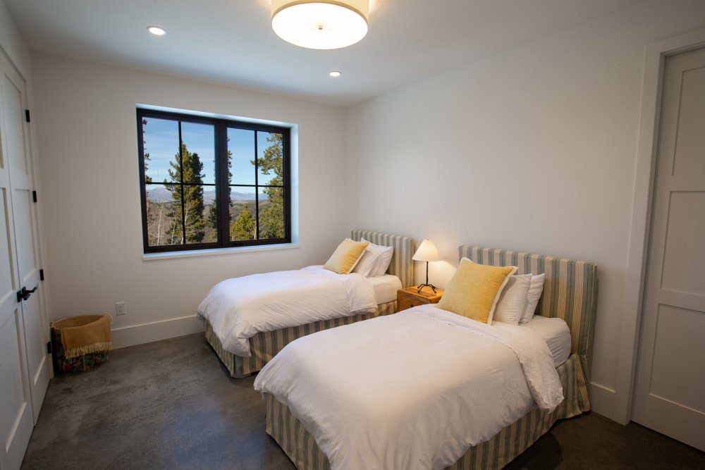 Alpine Modern-TabernashCO-light-photography-studio-lifestyle-photoshoot-location-30.jpg
