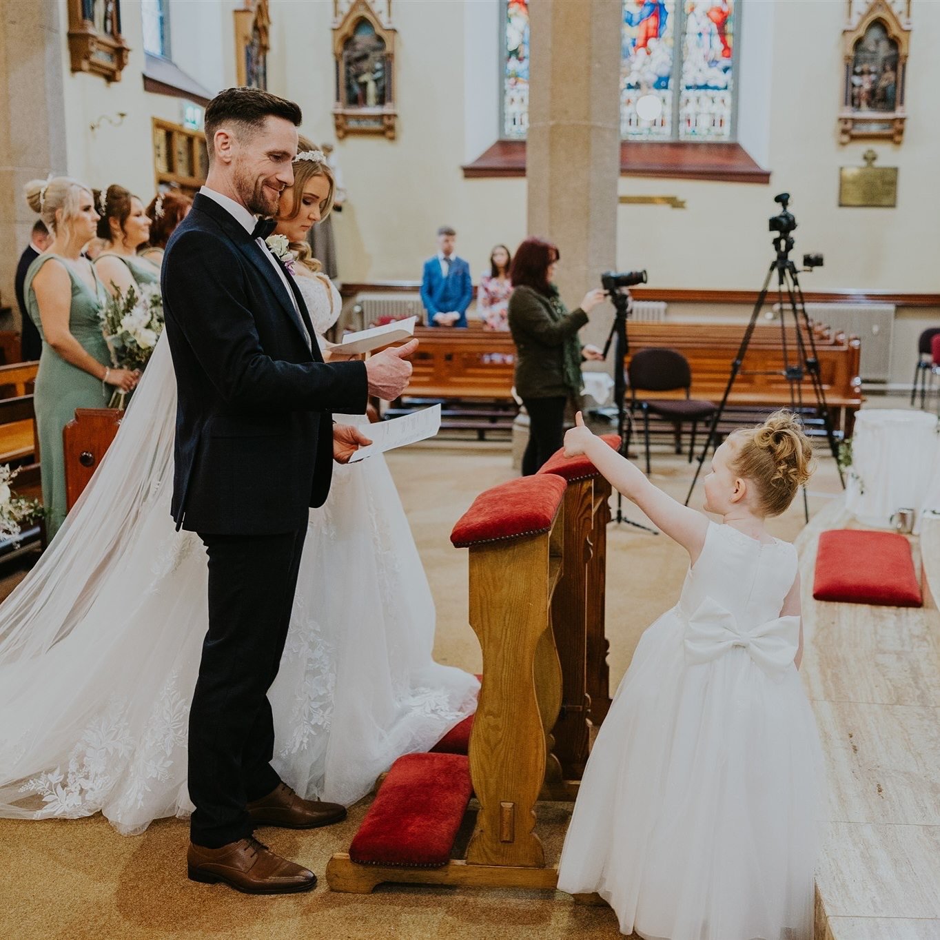 Great job Dad! Great job kiddo! Wee moments like these, the camera is always on!

.
.
.
.
 .
#wedding #weddingday #weddingphotography #weddingphotographer #niwedding #northernirelandweddings #northernireland #niweddingphotography #ireland #loveislove