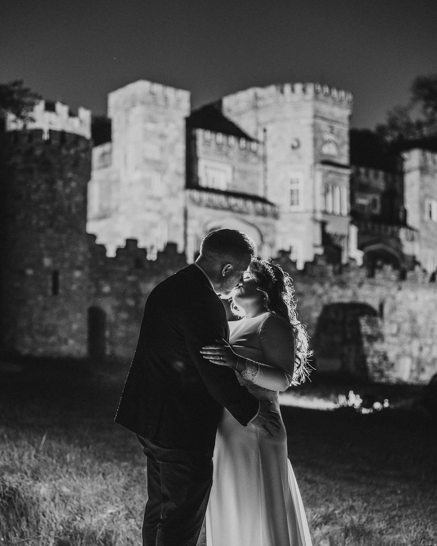 What a super chilled, fun, relaxed, &amp; glorious weather wedding we had yesterday at the awesome @killeavycastle. Rebecca &amp; Connor you were klass, just a pure delight from start to finish! ❤️ much love Andrew &amp; Matt. See yous very soon to d