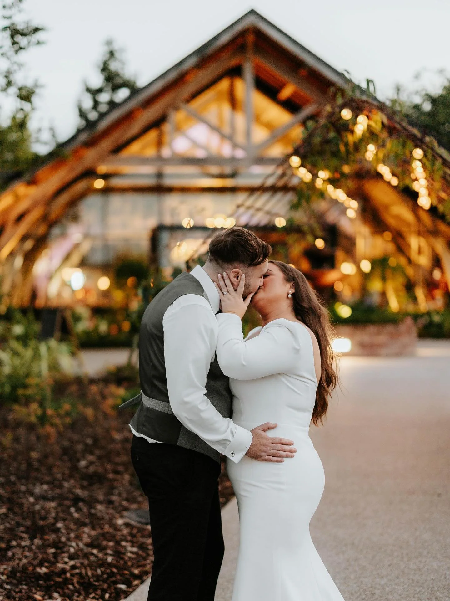 Chloe &amp; Adam ❤️📸

@oldrectorykillyman 
@jamie_gray_videography 
@bloomingeventsni 
@letsfaceitcreation 
@rosealexisblanc 
@makeupbyhayleymclean 
@hollysax_ 
@djryana 
@asweddingmusic 
@john_garrity_music 
@lanadelrich 
@veronabridalni 
@stewarth