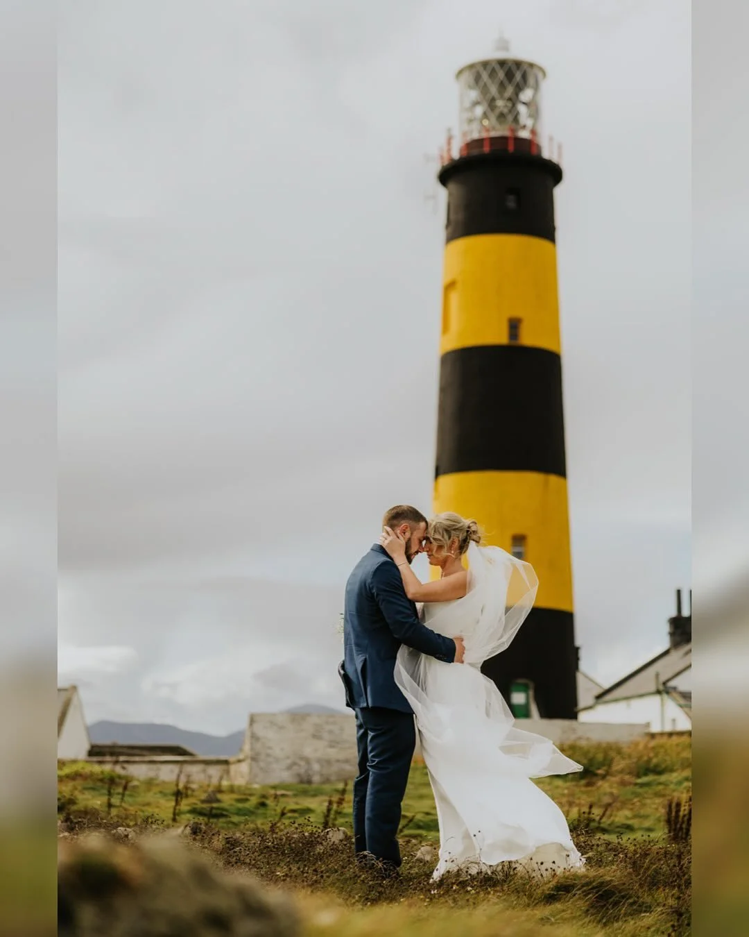 Chloe &amp; Conor ❤️📸

@lamonhotelbelfast
@theprofessionalsweddingband 
@dj_magiggs 
@cat_black_makeup 
@niamhmcgonaglehairartistry
@chantillylacebridalni
