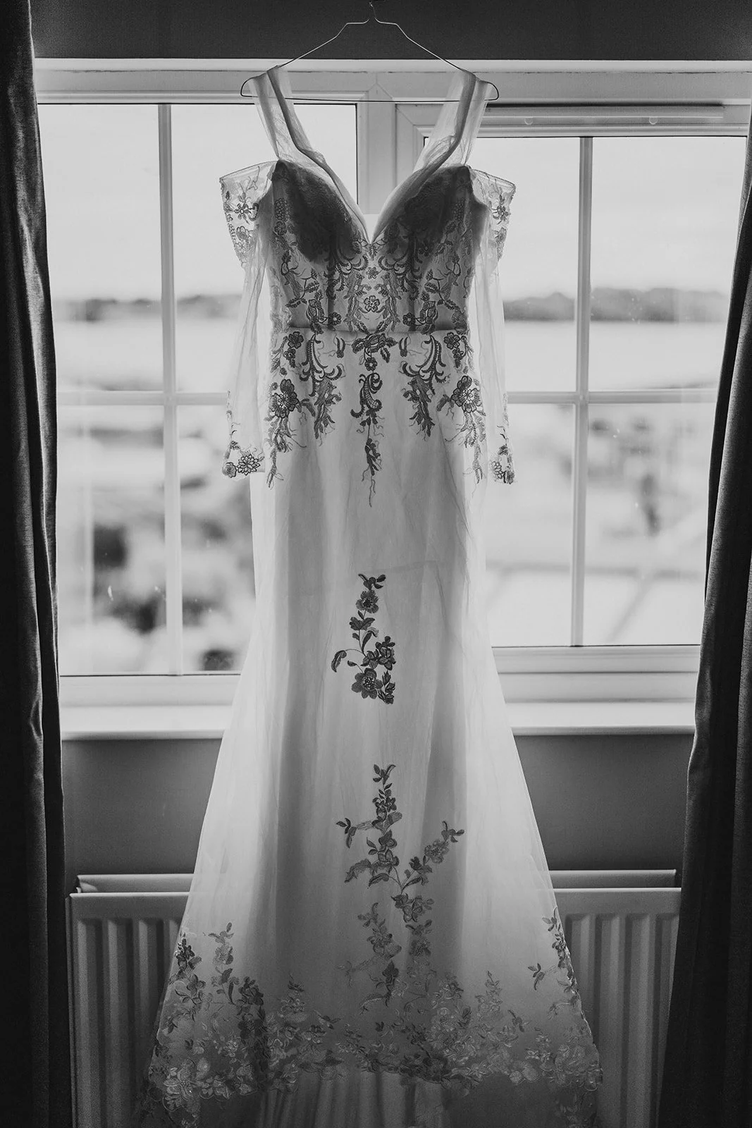 Axelle & Neil | Rossharbour Resort Boa Island-6.jpg