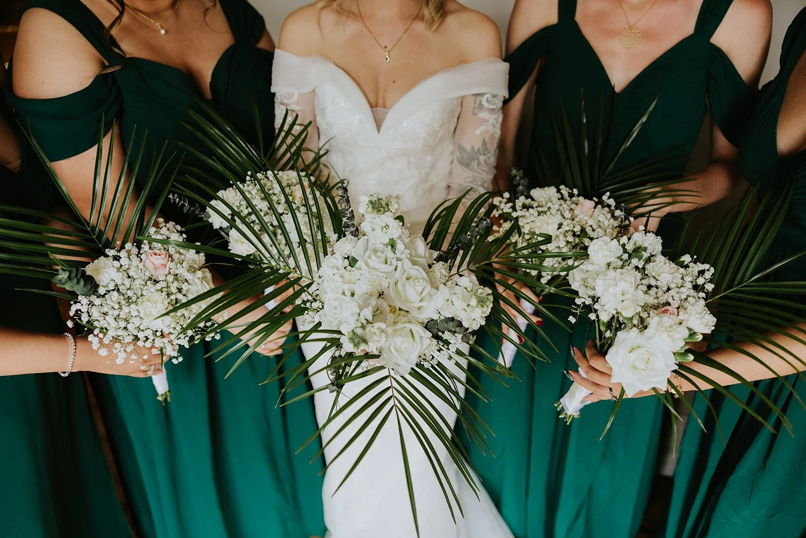 Axelle & Neil | Rossharbour Resort Boa Island-71.jpg