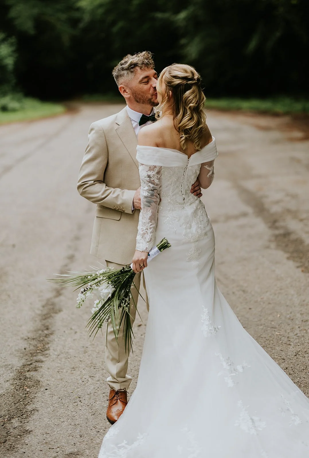 Axelle & Neil | Rossharbour Resort Boa Island-152.jpg