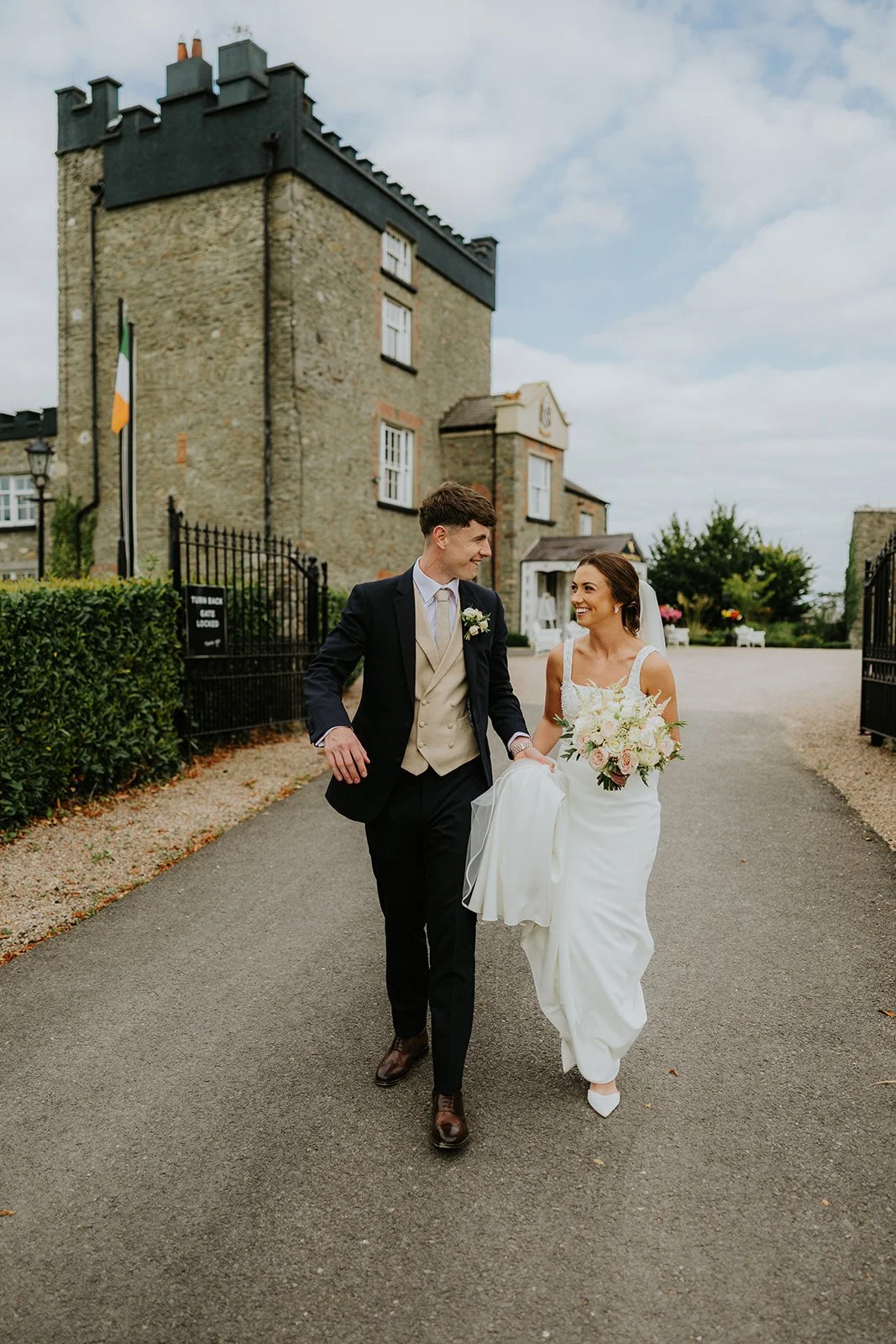 Caitlin & Chris | Darver Castle -99.jpg