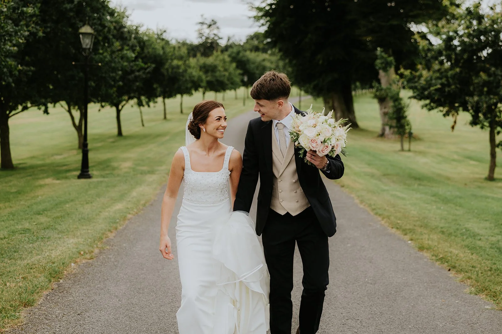 Caitlin & Chris | Darver Castle -104.jpg