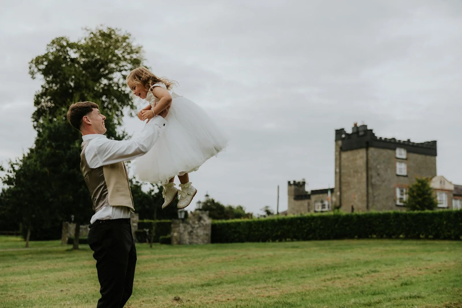 Caitlin & Chris | Darver Castle -171.jpg
