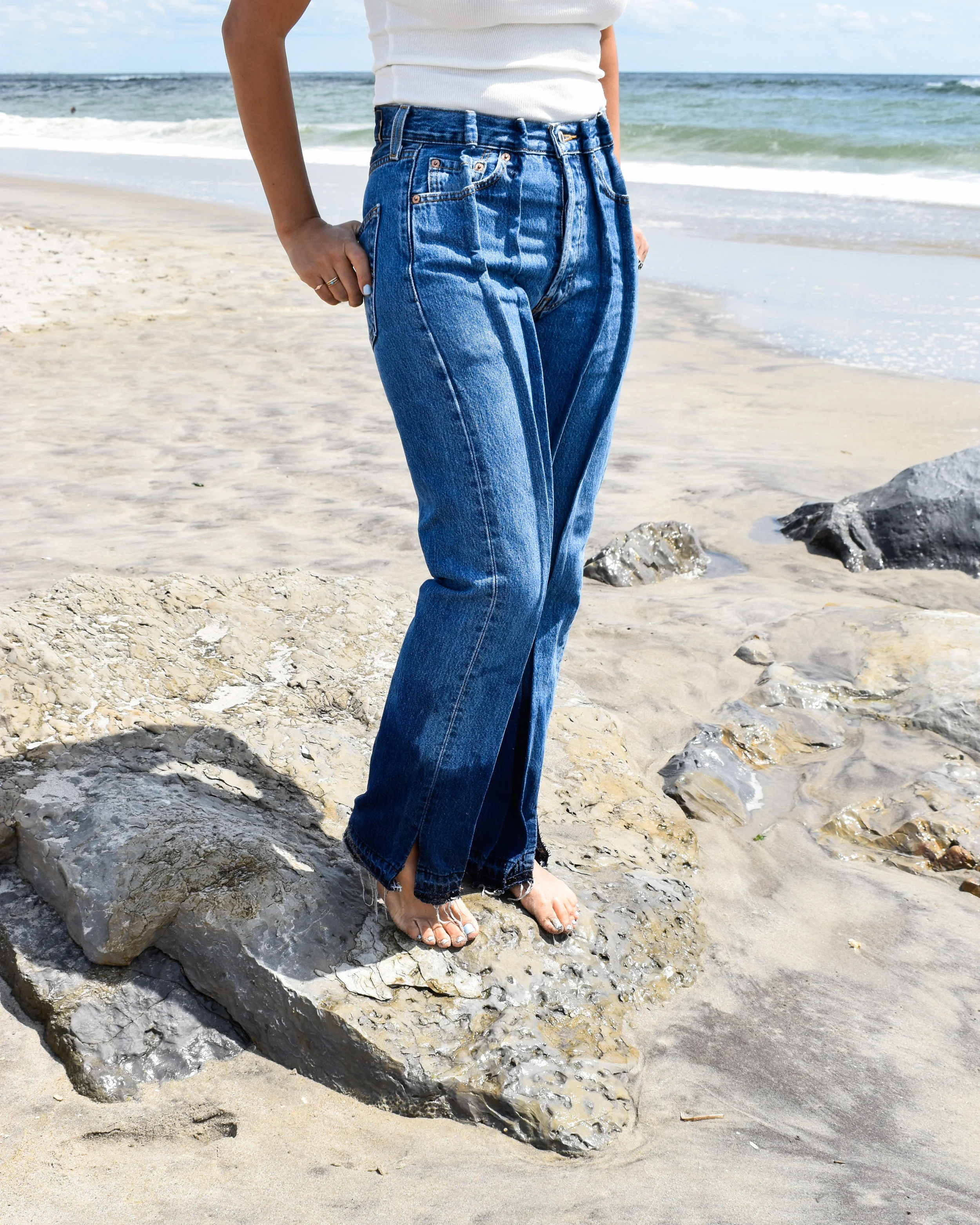 Who_leesa_does_denim_jeans_1_4.jpg