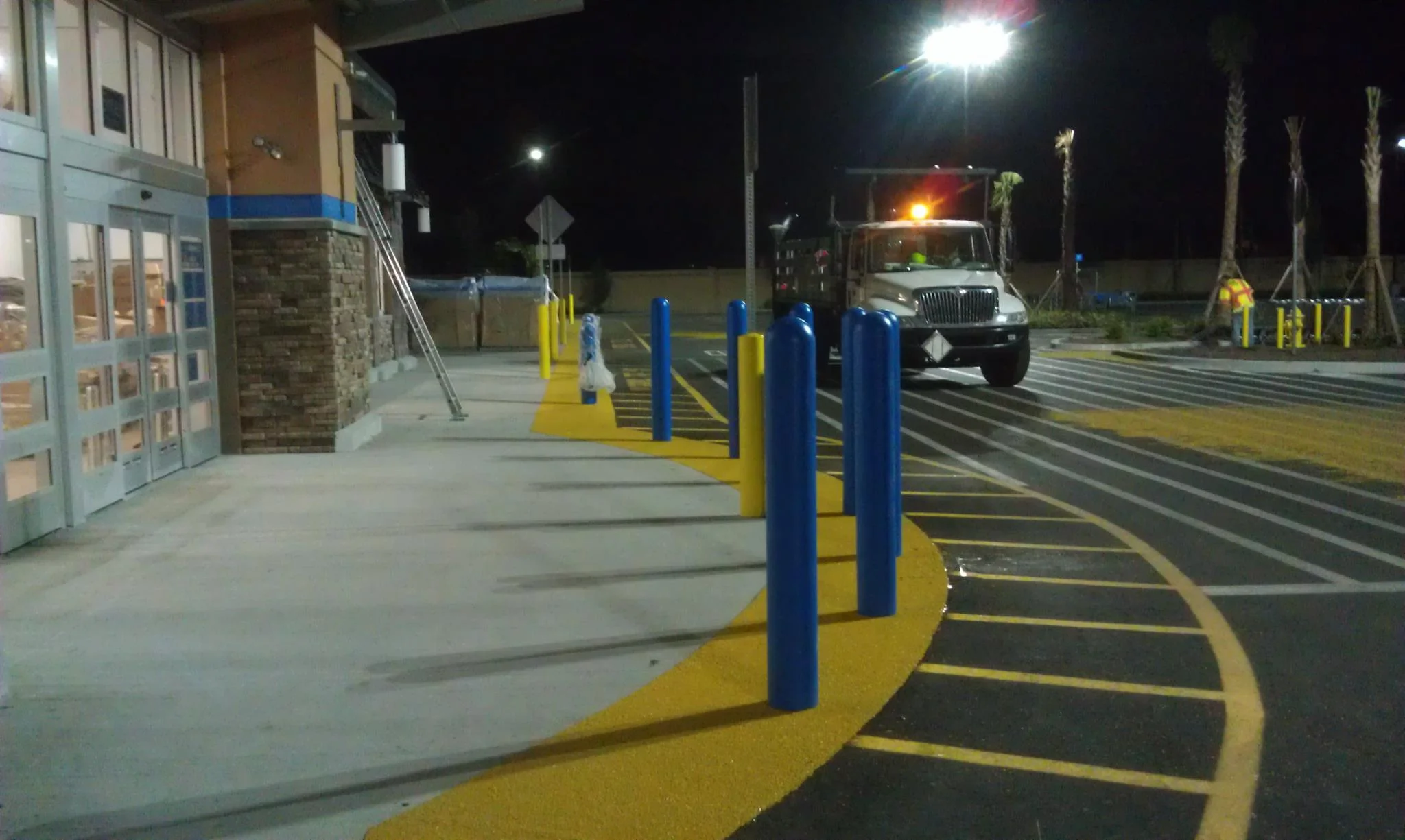 Wal Mart Pic 4.jpg