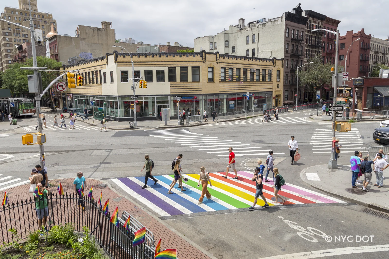 rainbow-crosswalk-2018_29085723598_o.jpg