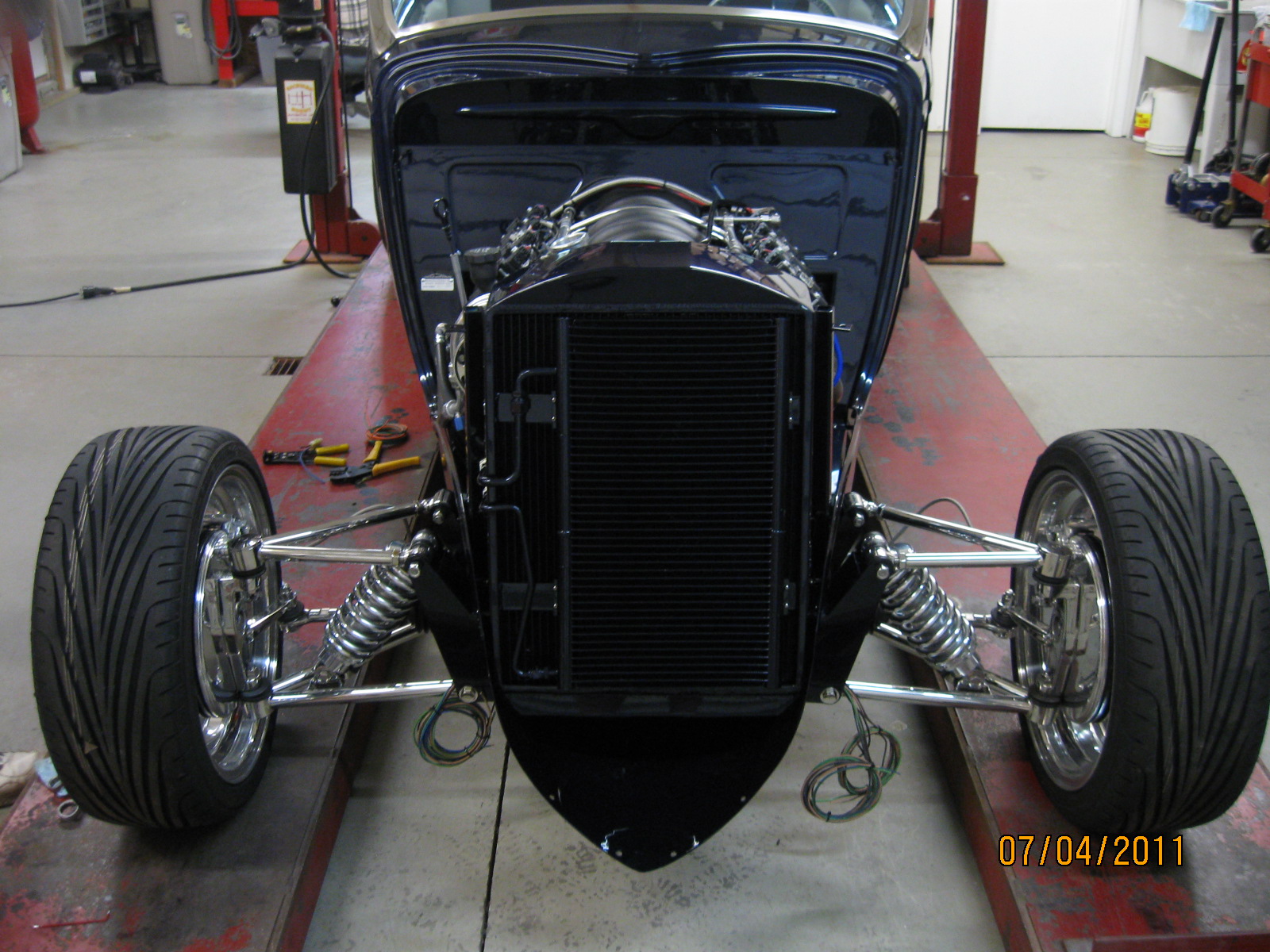 1933 Ford 247.JPG