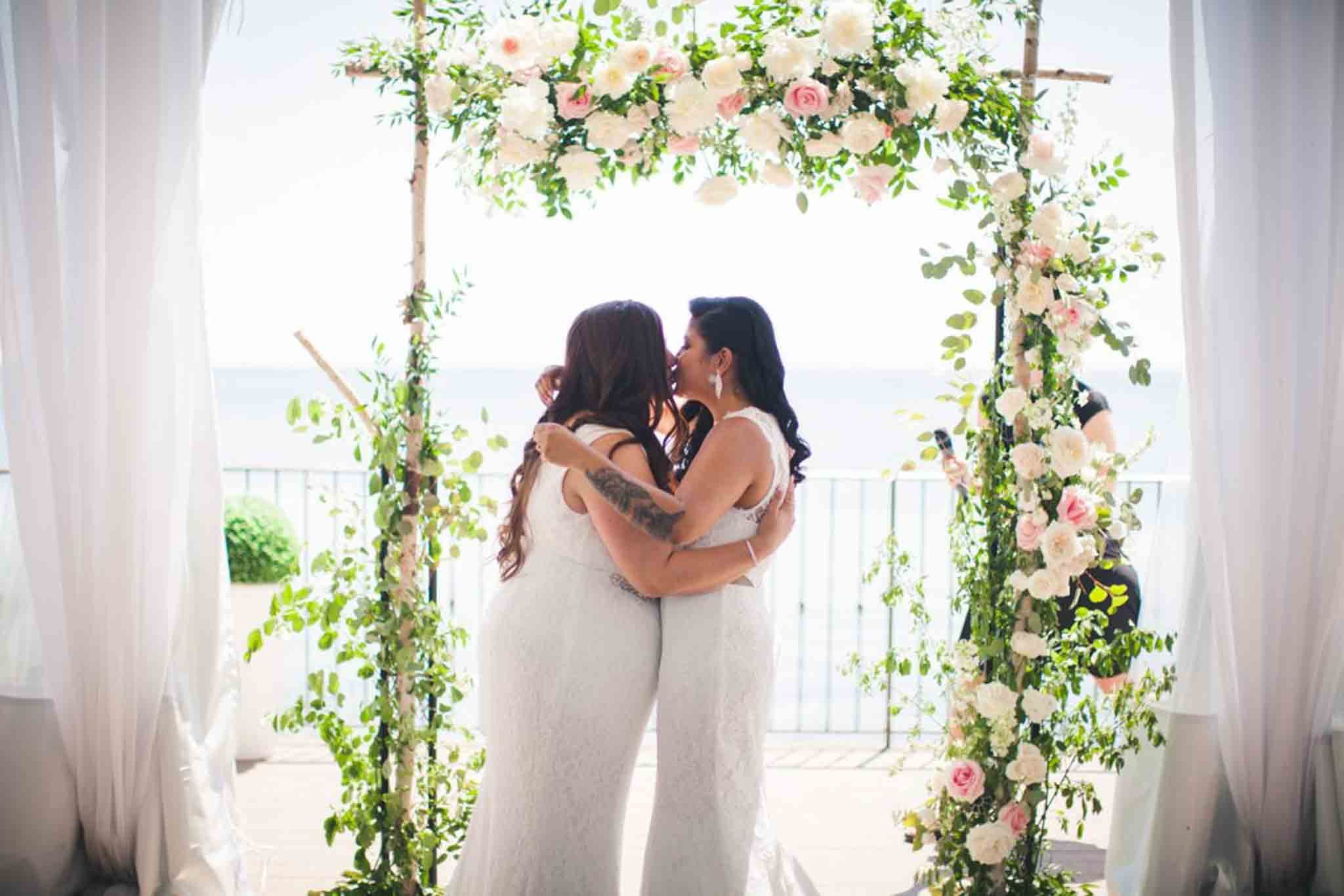 Lesbian Wedding Photography Toronto LGBT-36.jpg